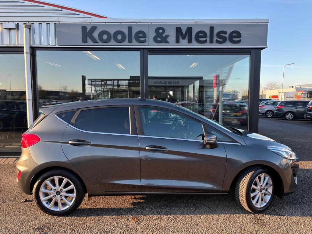 Ford Fiesta ecoboost 100pk 5dr titanium, trekhaak, carplay, winterpaket