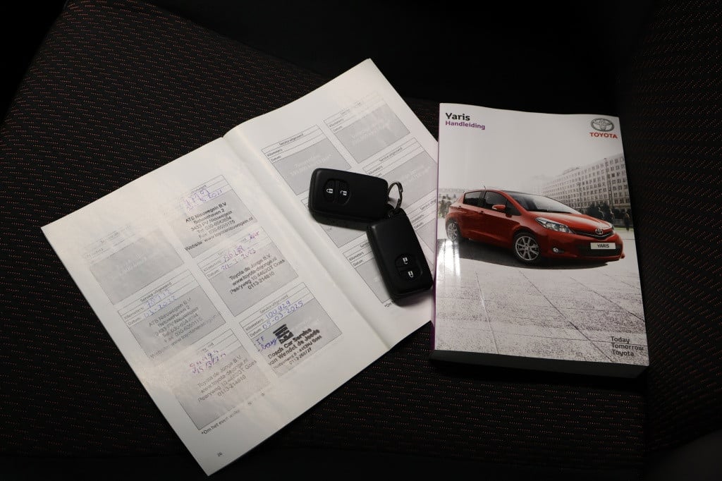 Toyota Yaris 1.3 vvt-i dynamic