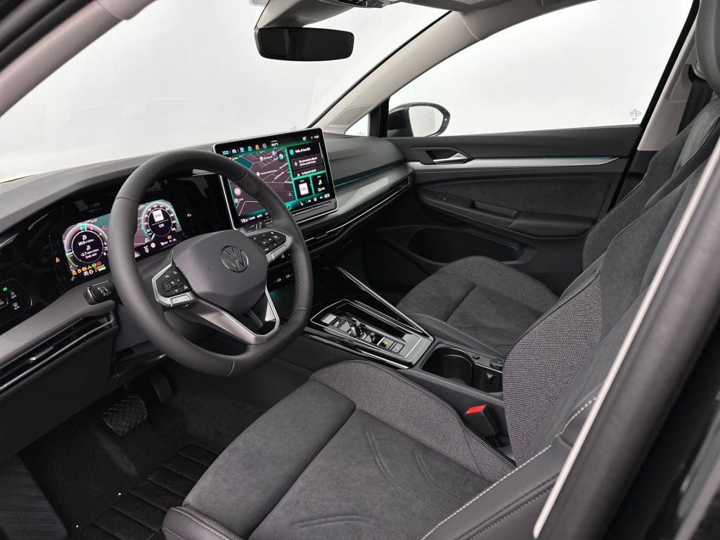Volkswagen Golf style edition 1.5 ehybrid 150 kw / 204 pk hatchbac