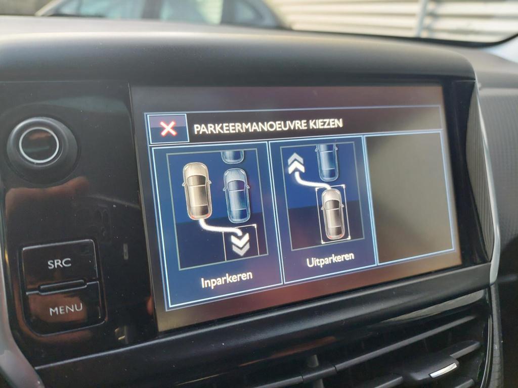 Peugeot 2008 suv 110 allure automaat pano/clima/navi/trekhaak