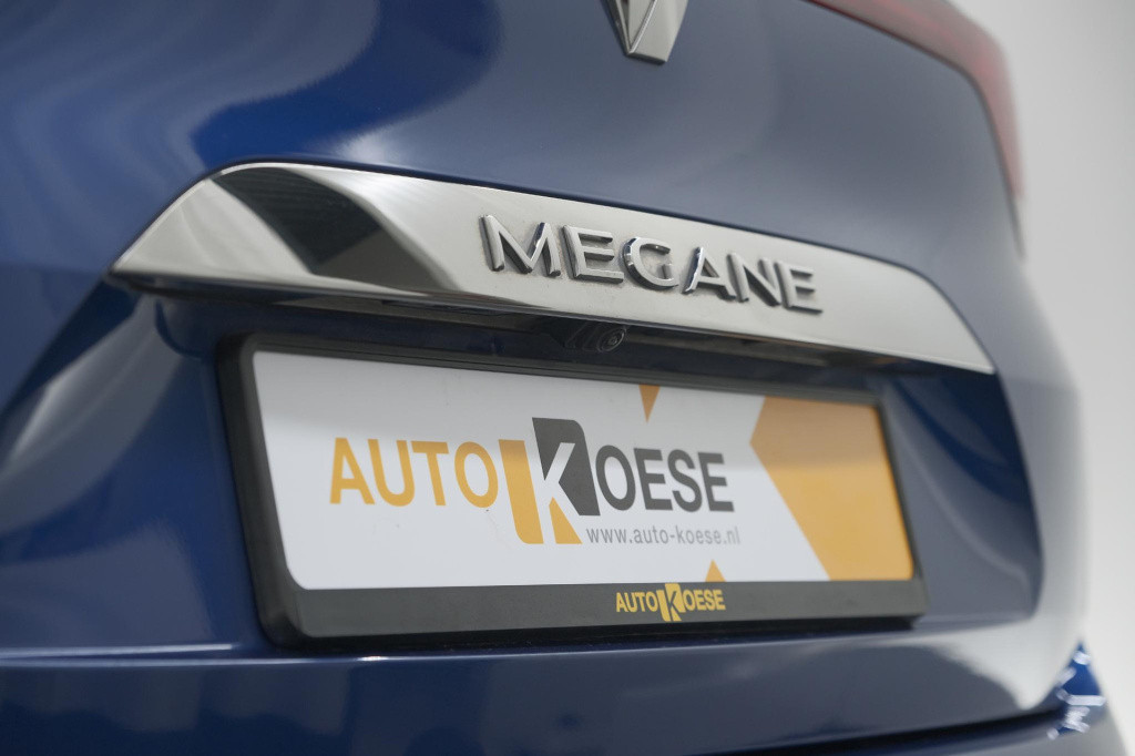 Renault Megane tce 140 edc techno | trekhaak | camera | navigatie | 9.3 inc