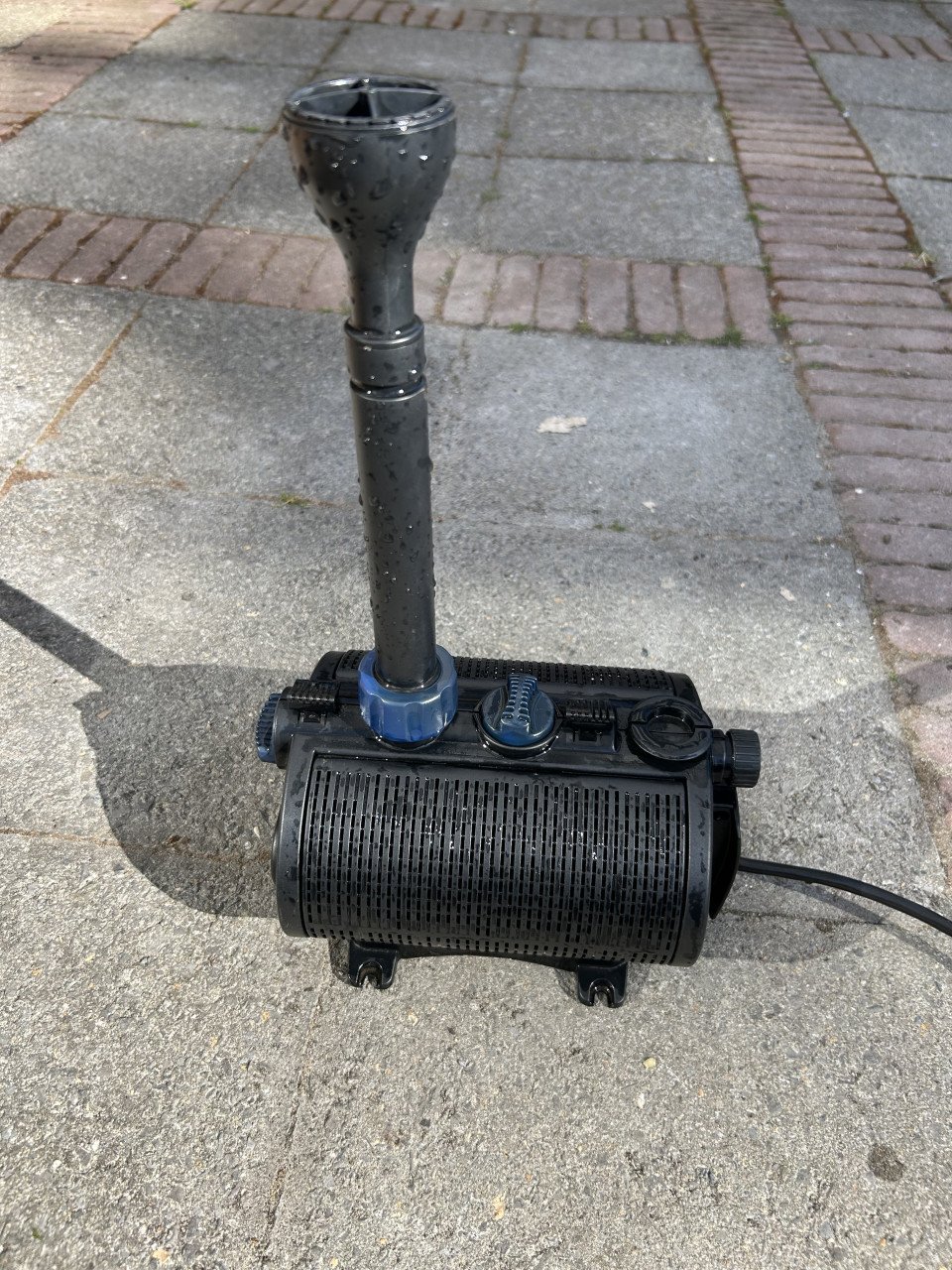 Te koop oase nautilus 50 klein fontein pompje  550 lpu  8 watt