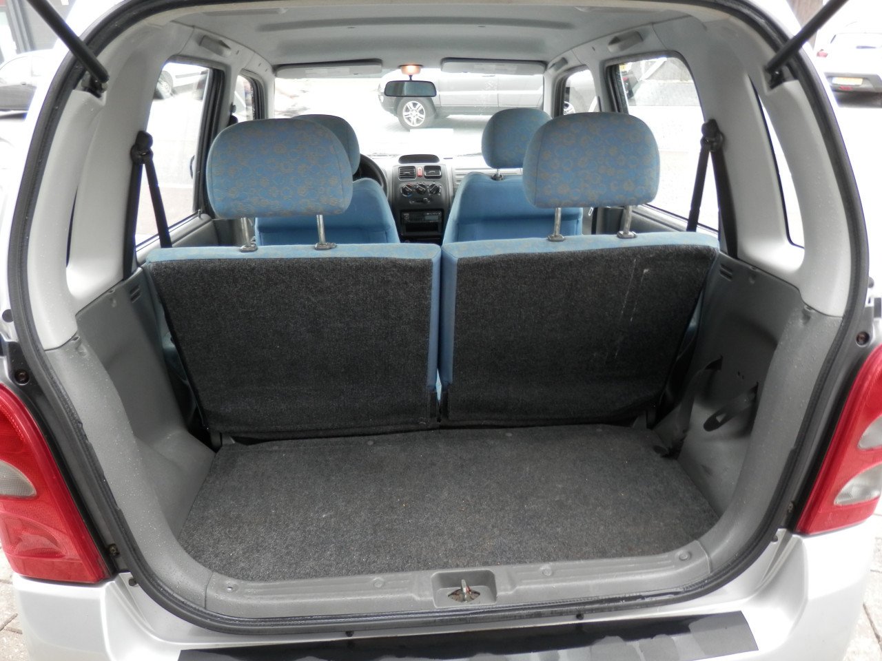 Auto Garant Biedt Aan: Suzuki Wagon R 1.3 Special