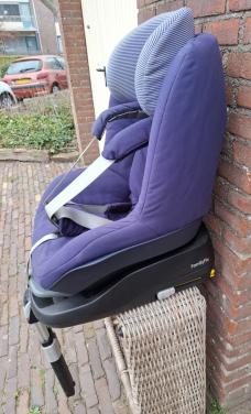 Maxi-Cosi familyfix