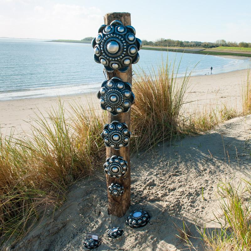 Zeeuwse hangknop beton - verkrijgbaar in 5 diameters en 4 kleuren.