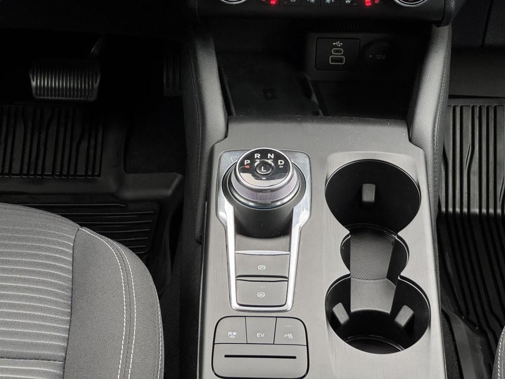 Ford Kuga 2.5 phev titanium soh 93% trekhaak, nl-auto winter pack