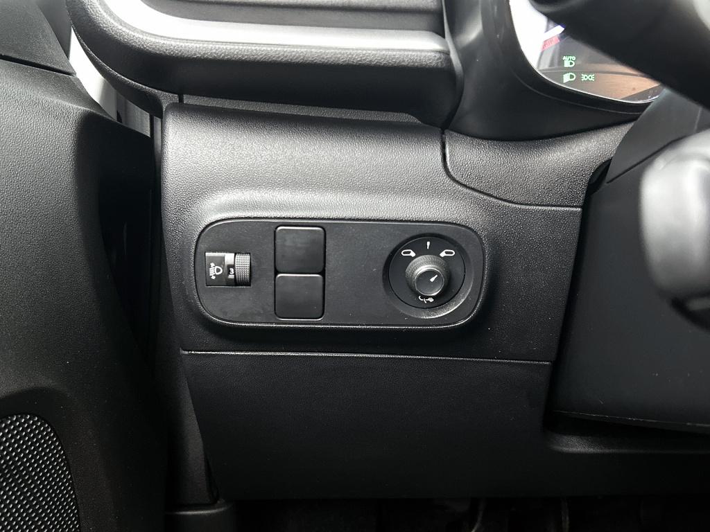 Citroen C3 82 pk feel pack | rijklaar | stoelverwarming | parkeersensoren |