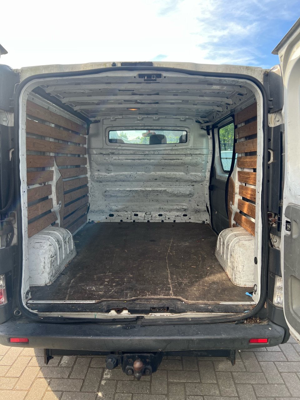 Opel Vivaro 1.9CDTi L1H1 3zits Vol Jaar Apk