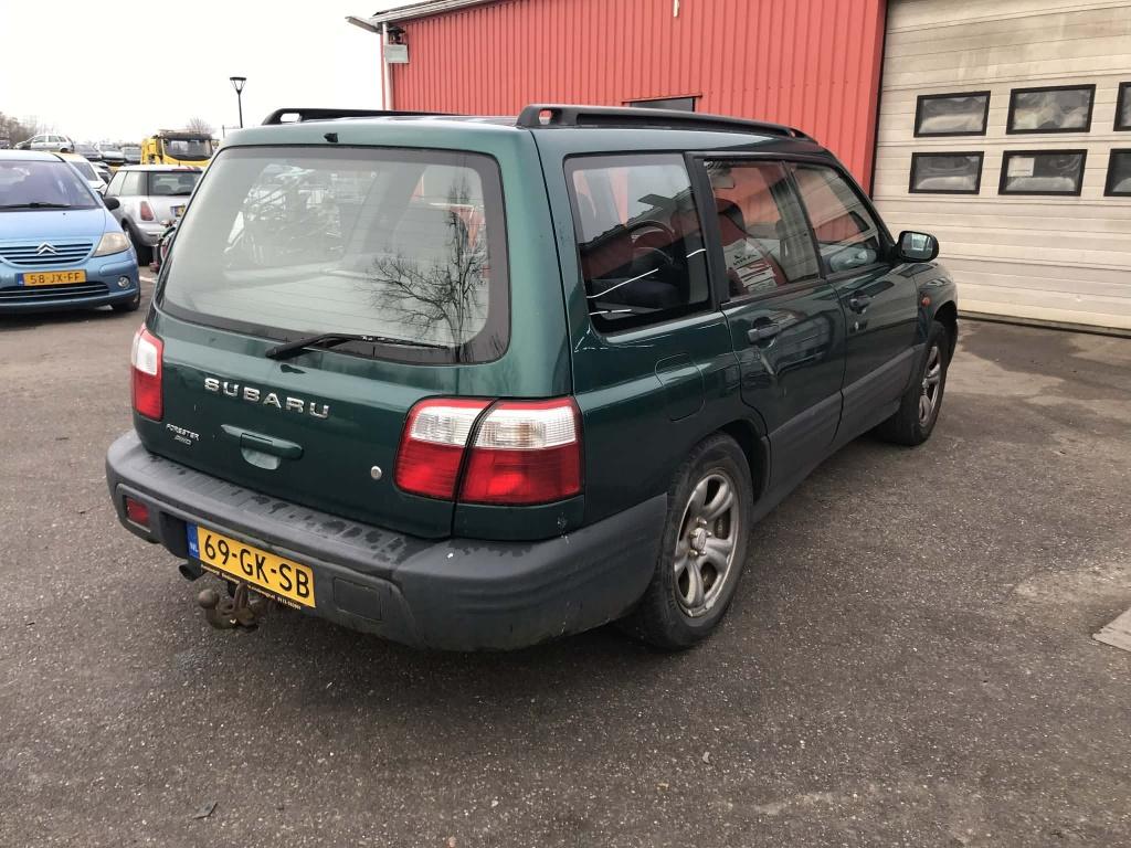 Subaru Forester 2.0 awd