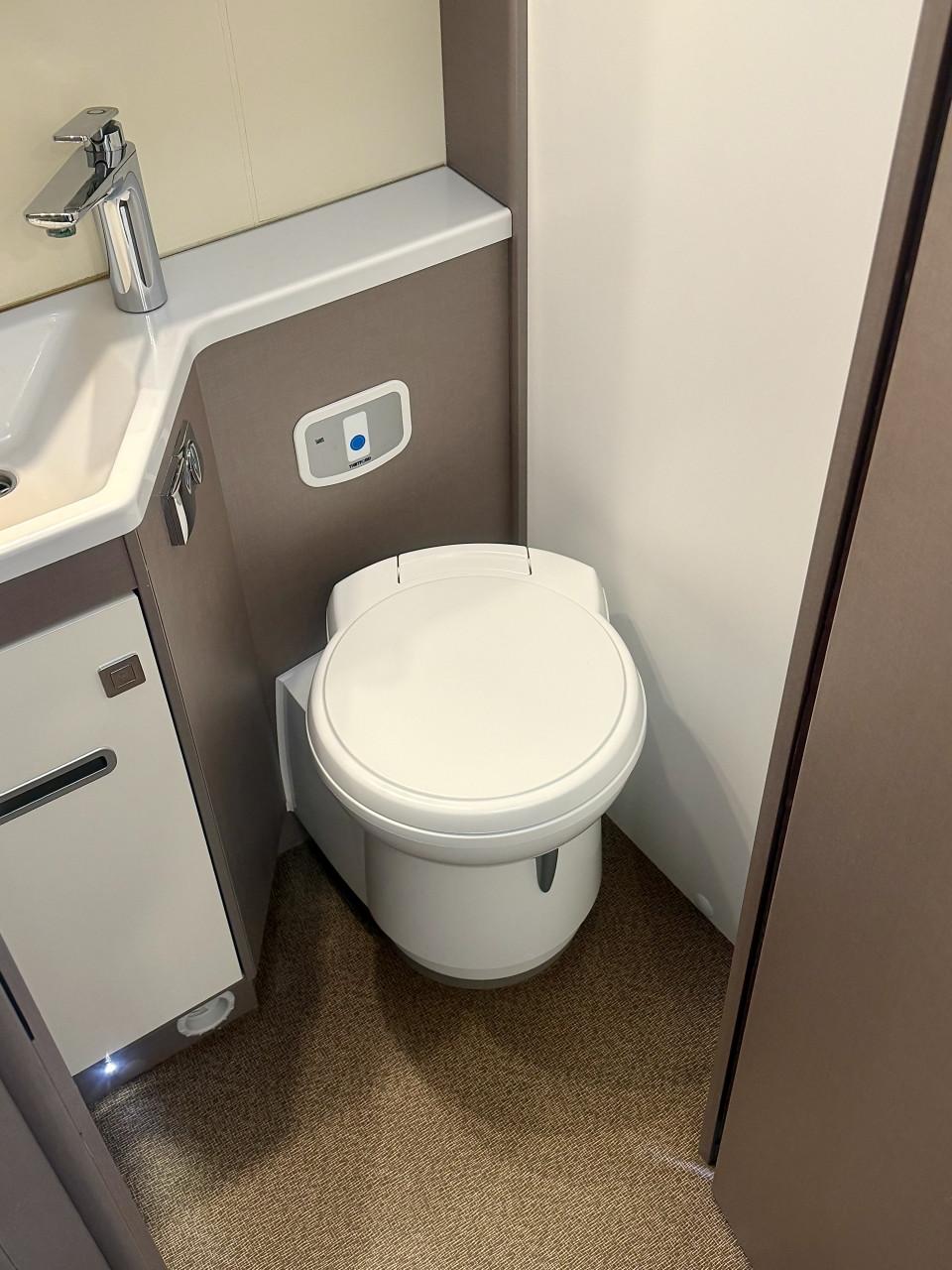 Bürstner Lyseo Privilège(Lengtebedden, Nieuwstaat, Face to Face!!)