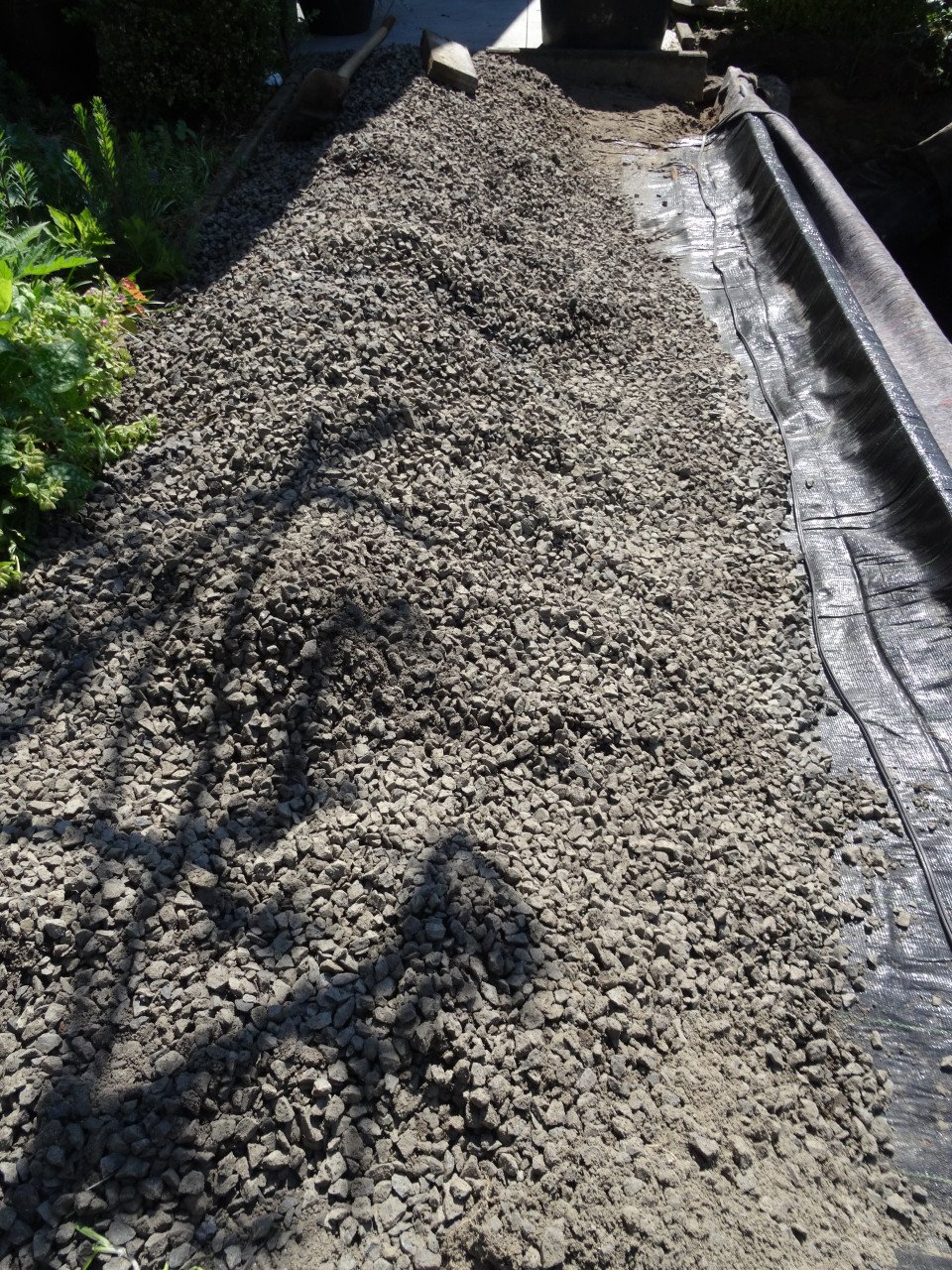 Tuin split, steentjes, antraciet, gratis afhalen