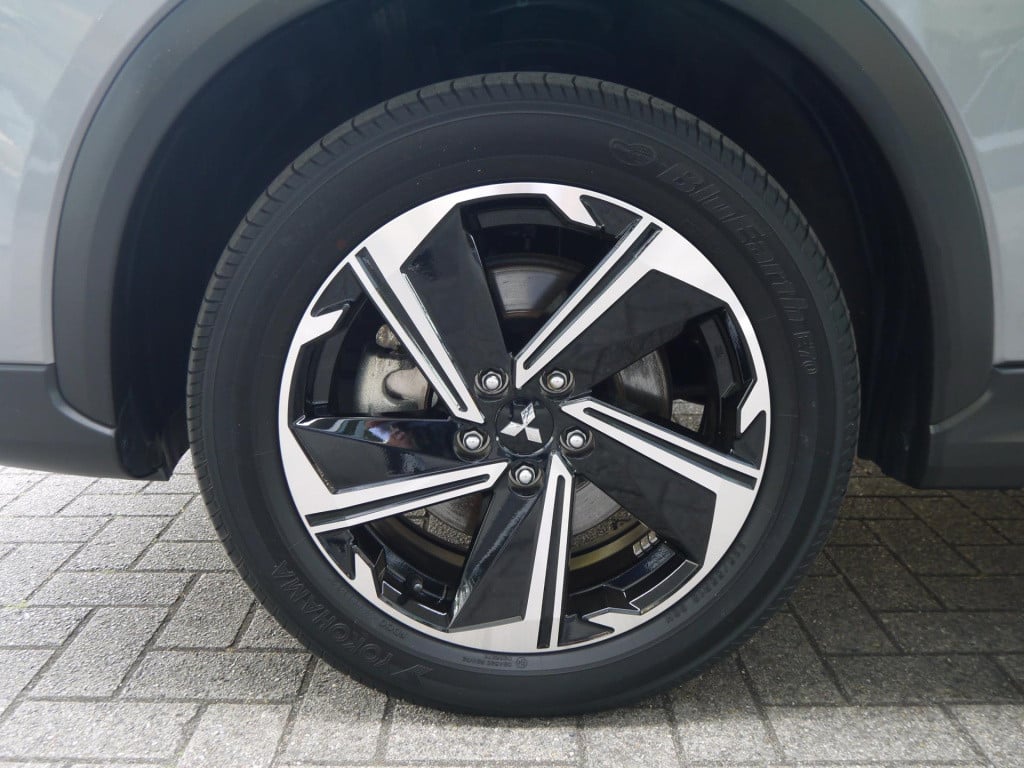 Mitsubishi Eclipse Cross 2.4 phev business intense+|rijklaar