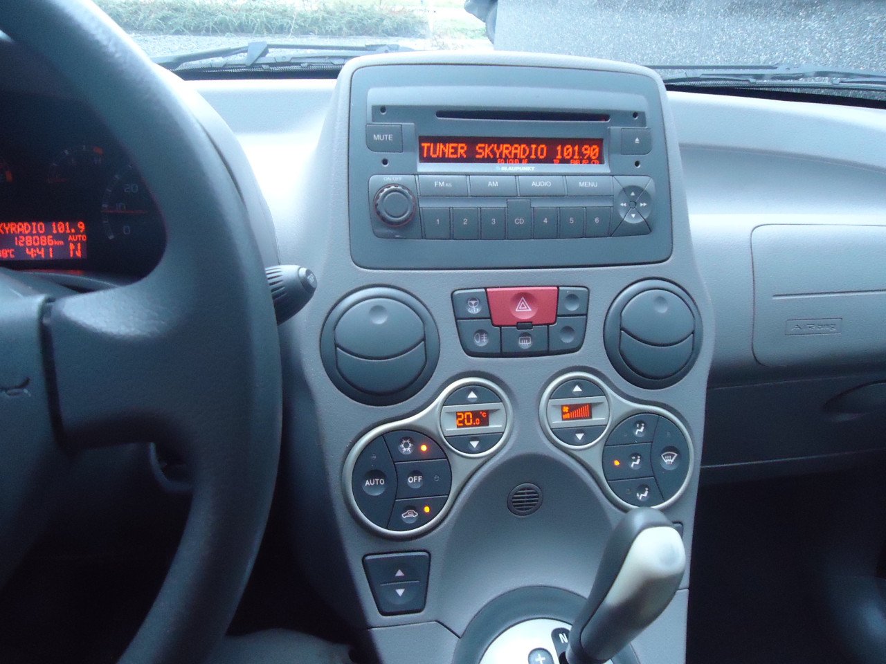 FIAT PANDA 1.2 5DRS  EMOTION AUTOMAAT