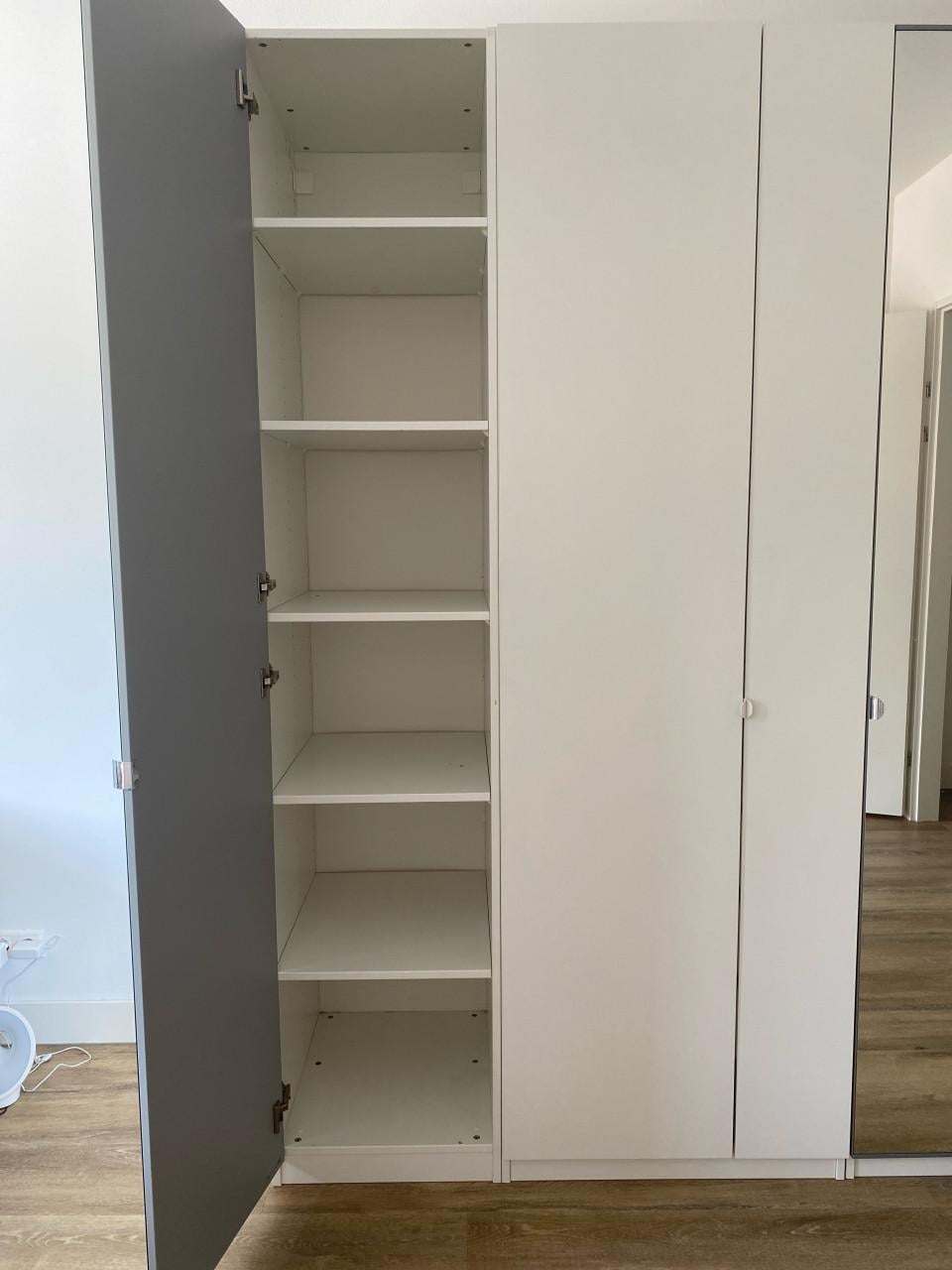 Kledingkast IKEA wit met spiegels