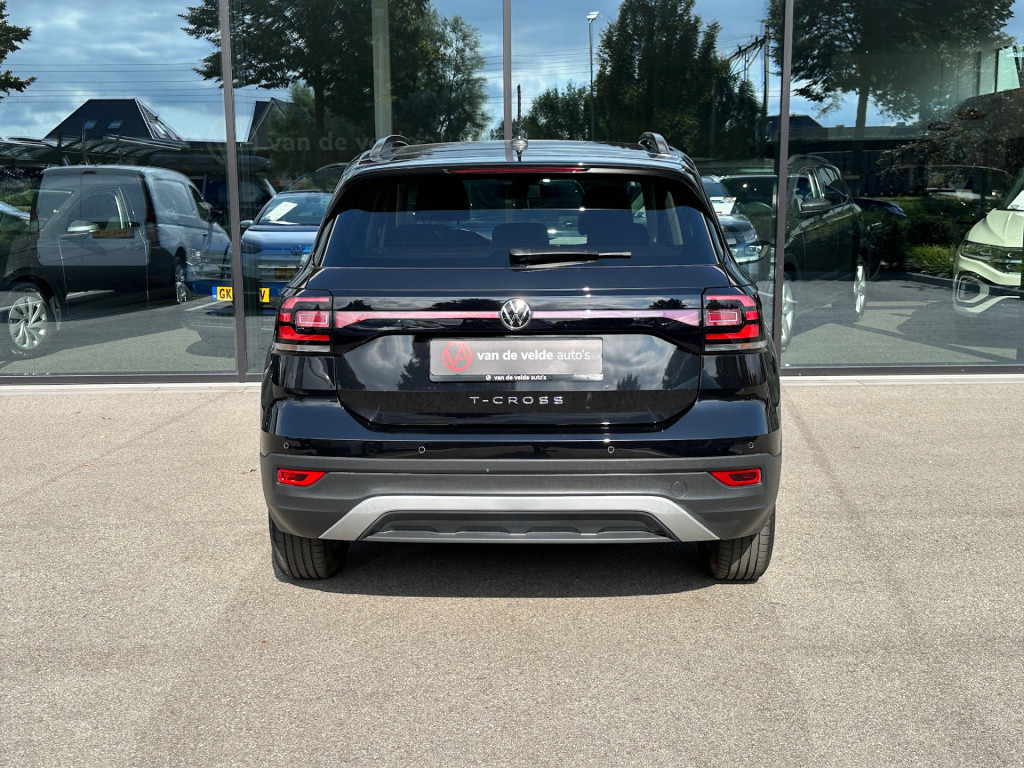 Volkswagen T-cross 1.0 tsi 110pk dsg life | carplay | adapt. cruise | rijkl