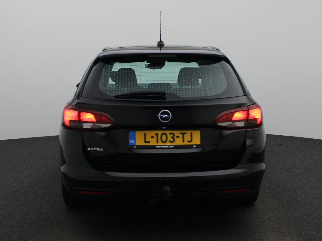 Opel Astra sports tourer 1.2 edition | navigatie | trekhaak | parkeersensor