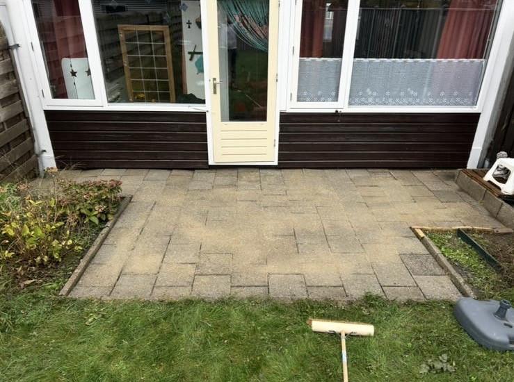 Terras, oprit of gevel vies? Wij maken het weer als nieuw!