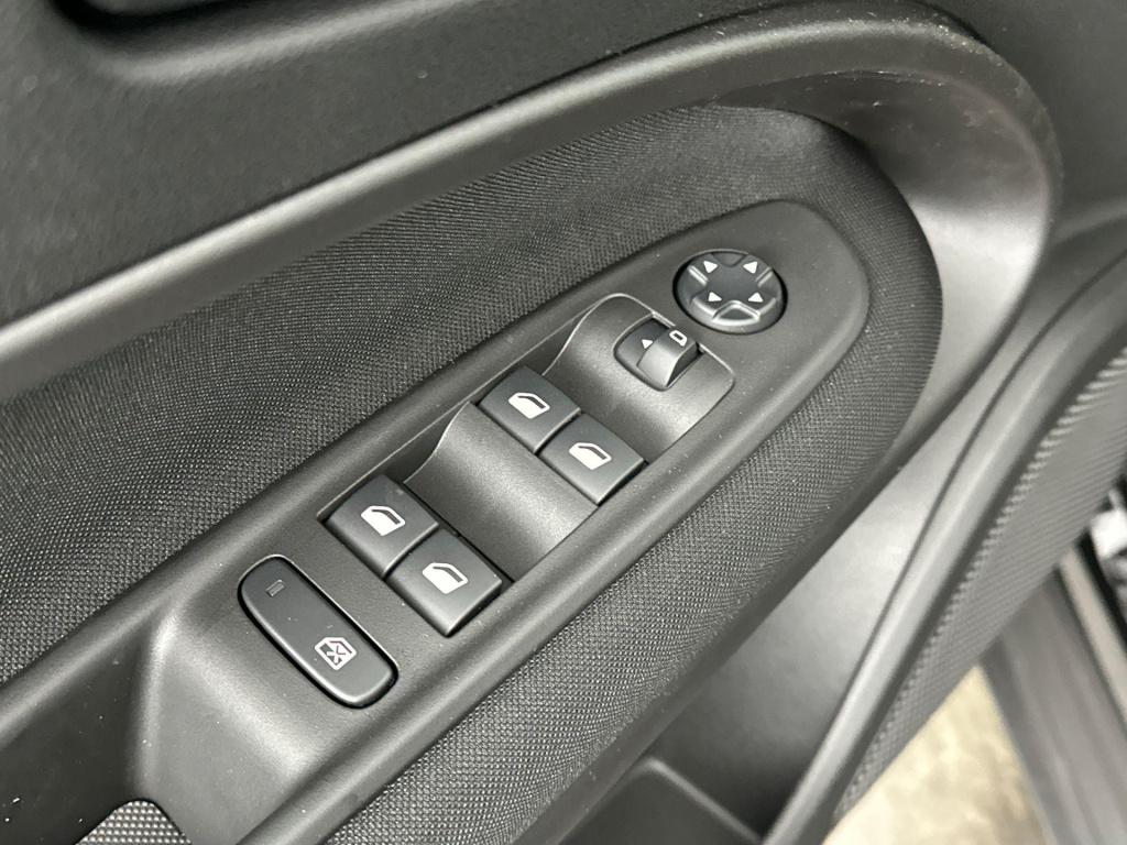 Fiat 600 1.2 hybrid urban | apple & android carplay | parkeersensoren | led