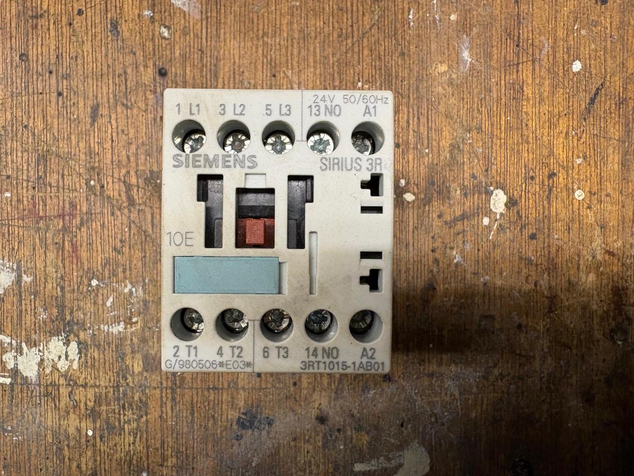 Diverse schakelmateriaal