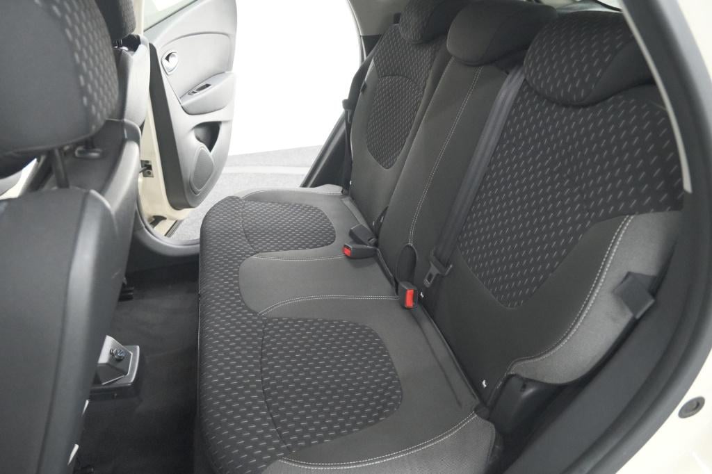 Renault Captur tce 120 edc intens | camera | dodehoekdetectie | navigatie |