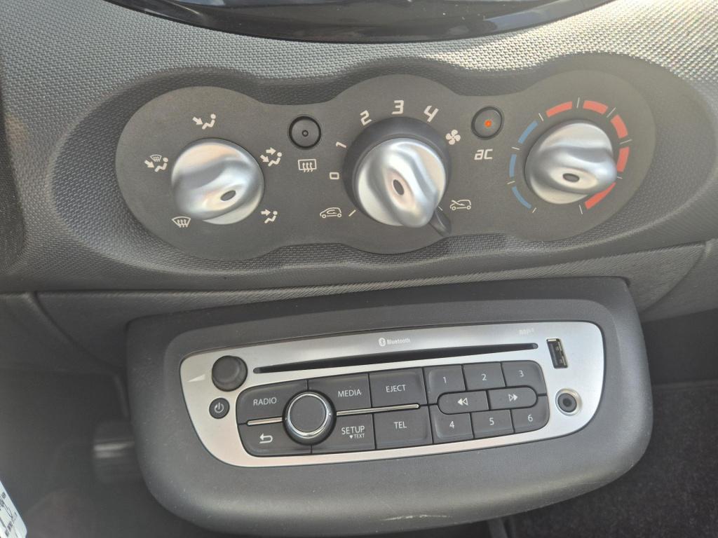 Renault Twingo 1.2 16v dynamique quikshift automaat, airco, all season + lm