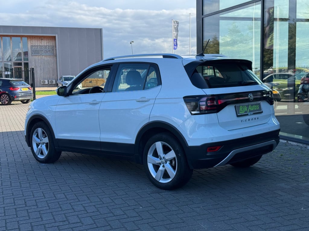 Volkswagen T-cross 1.0 tsi style * virtual cockpit * stoelverwarming * clim