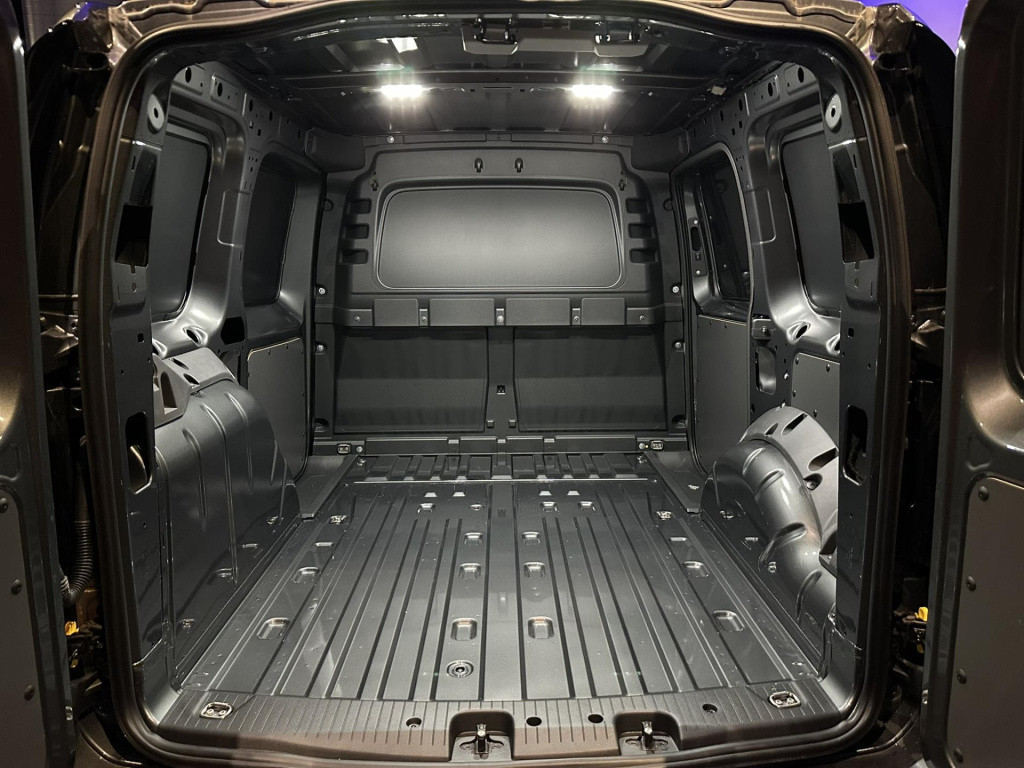 Volkswagen Caddy cargo 2.0 tdi style *led*comfortstoelen*camera*pdc*17inch*
