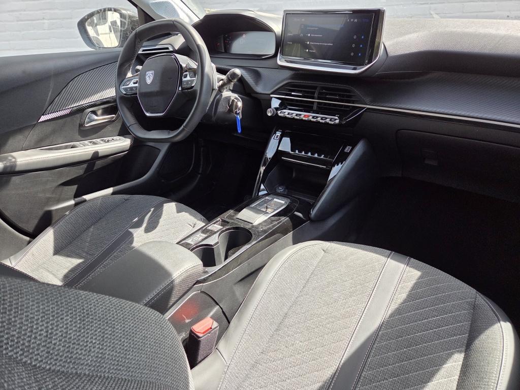 Peugeot 208 hybrid e-dcs6 allure | parkeersensoren v+a | carplay | automaat