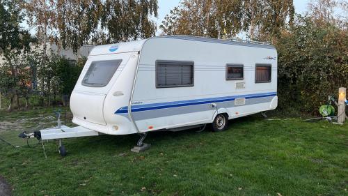 Hobby 540UL met Dorema Onyx voortent&luifel