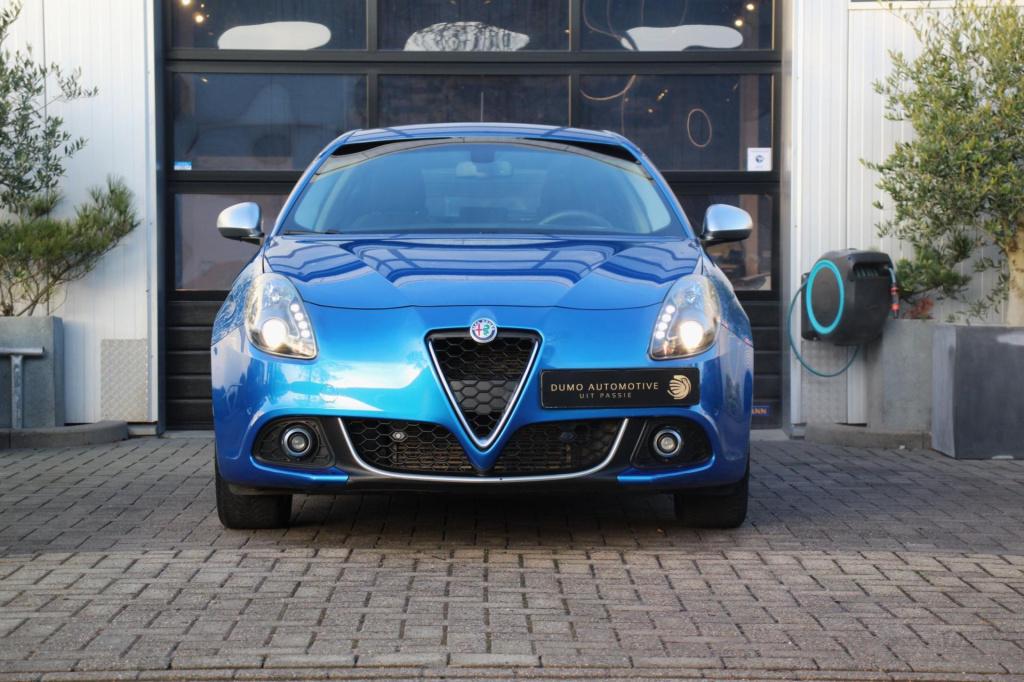 Alfa Romeo Giulietta 1.4 turbo super - blu misano - dab - navi - pdc - crui