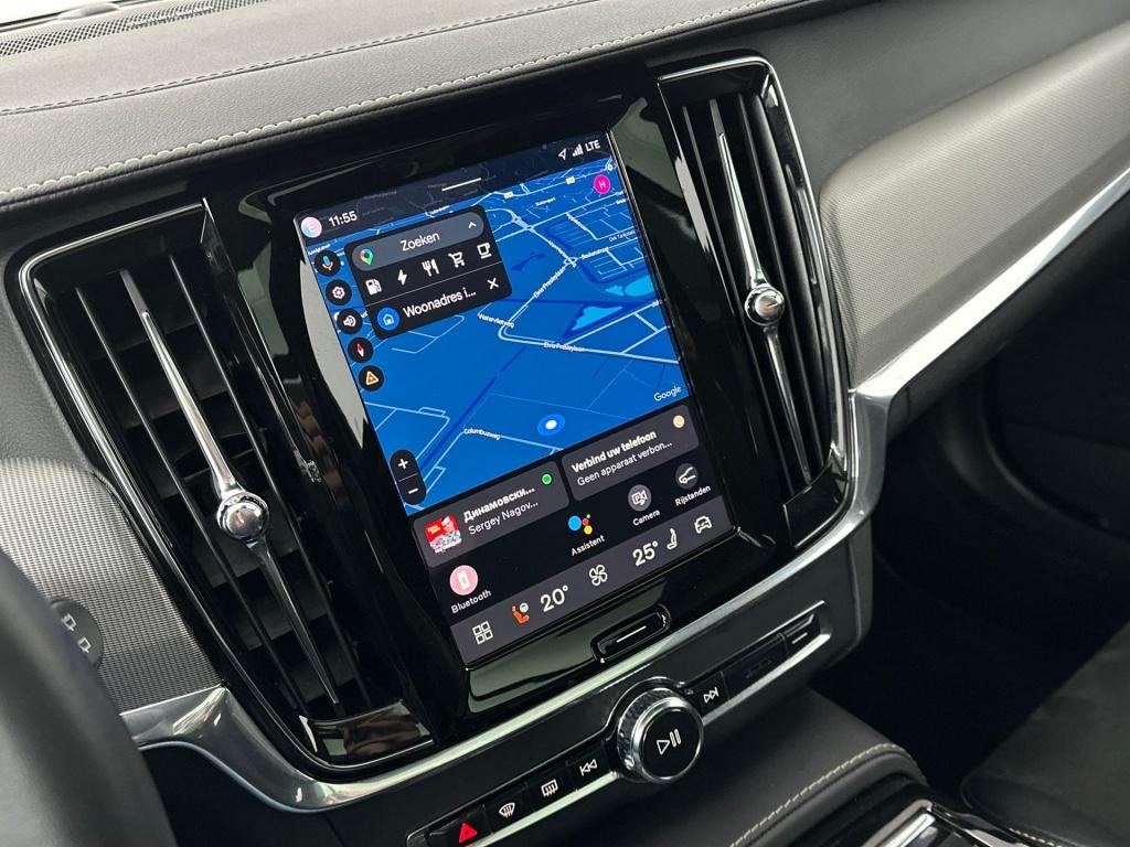 Volvo V90 t6 340pk recharge r-design| panodak| adap.cruise| camera| h&k so