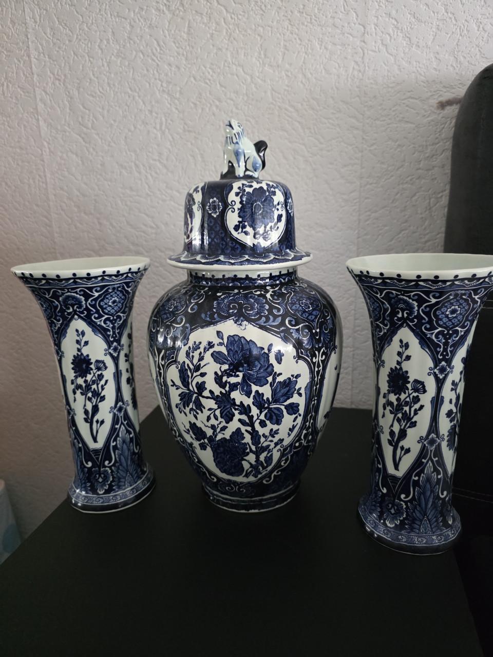 Delfs blauwe vazen