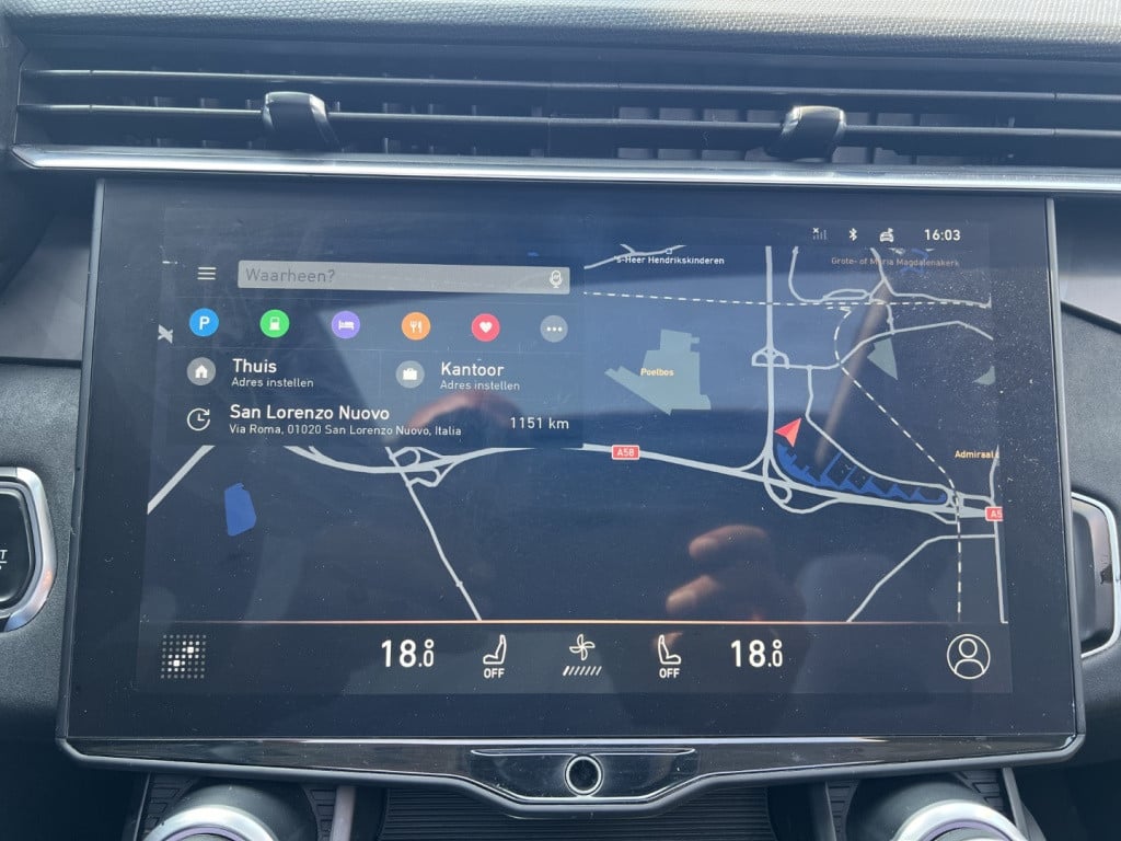 Lynk & Co 01 1.5 261pk plug in hybrid , panodak , 360gr camera , adaptive c