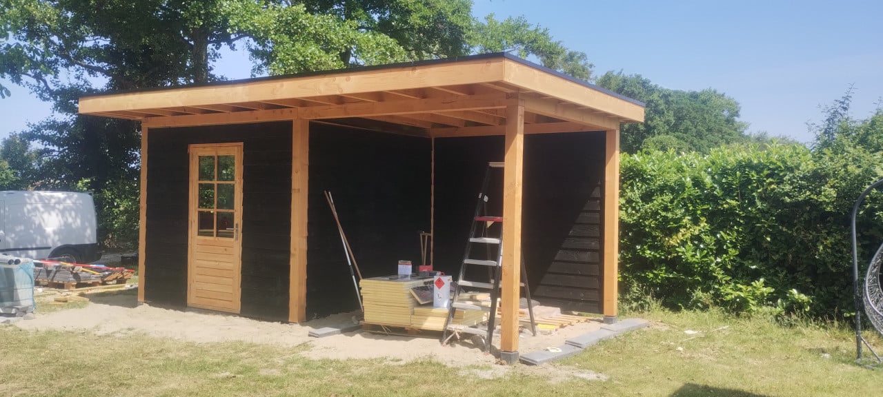 Diverse soorten overkappingen tuinhuizen en schuttingen
