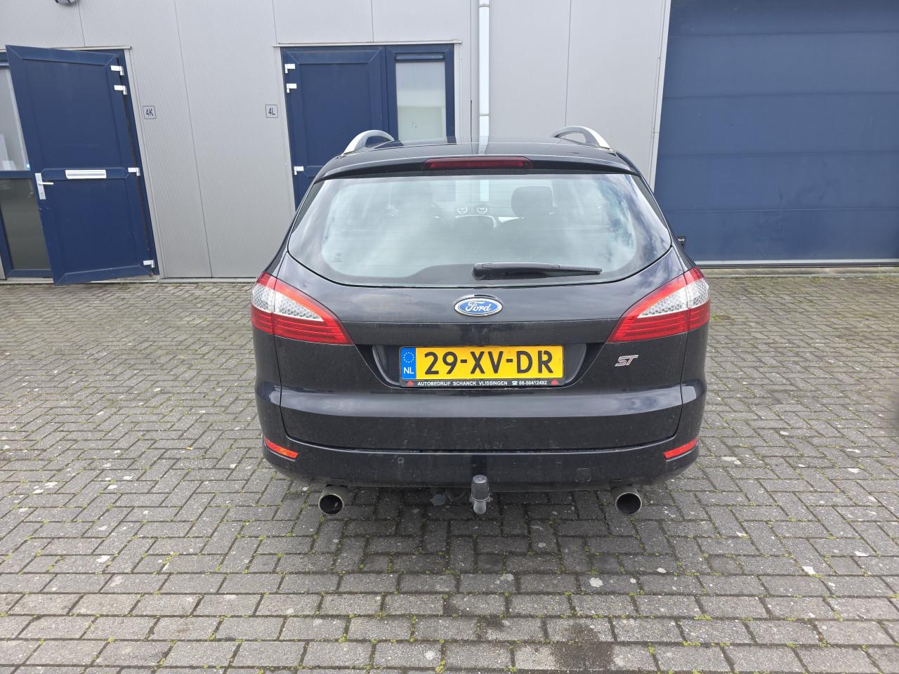 Zeldzaam mooie Ford Mondeo 2.3 toerier