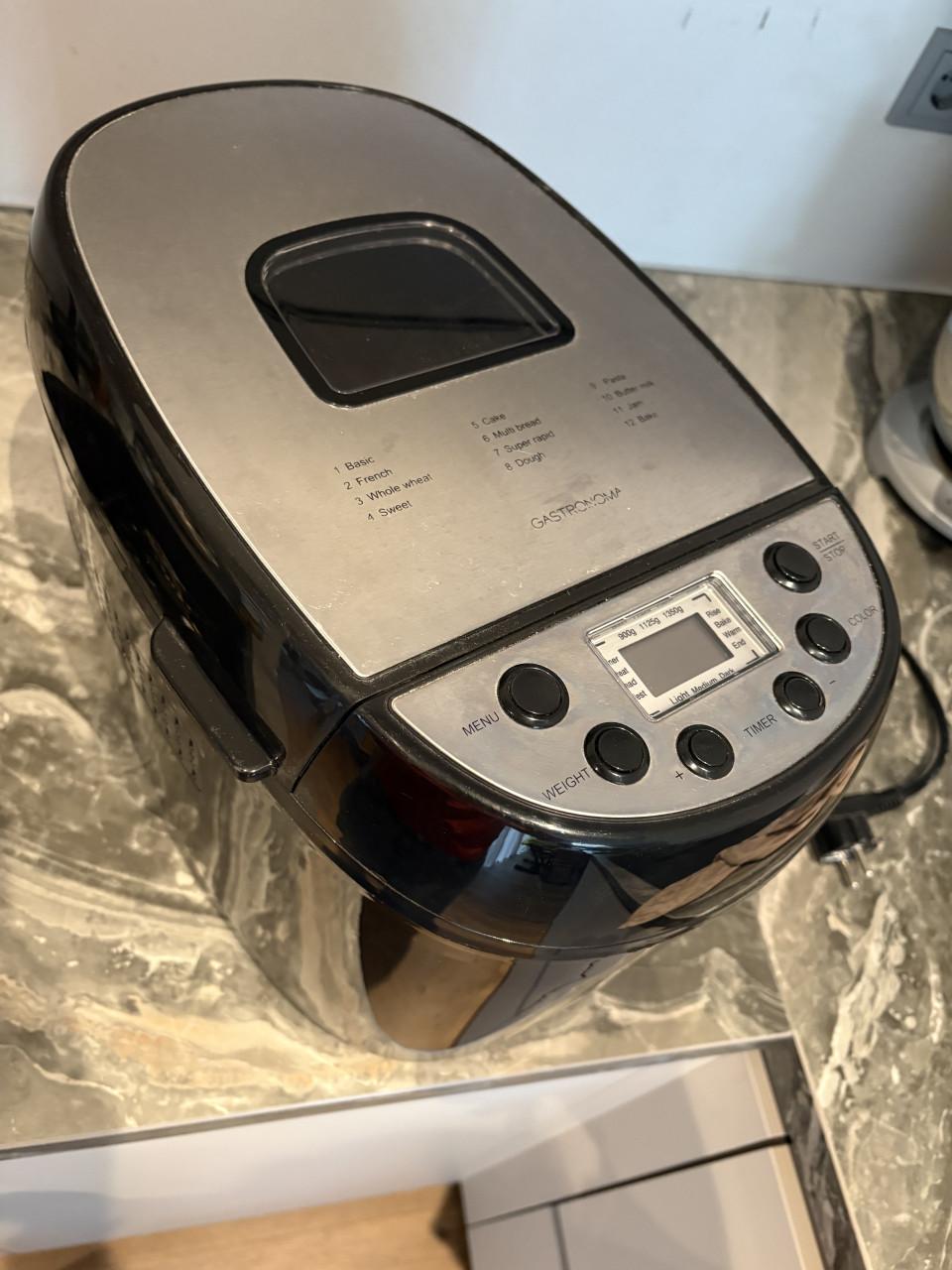 Broodbak machine