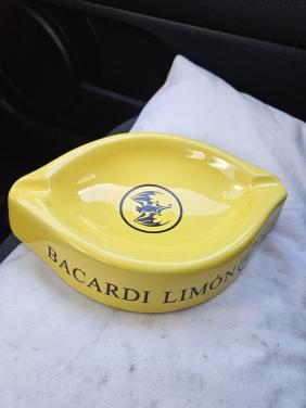 Vintage Bacardi Limón Asbak - Gele Keramische Asbak
