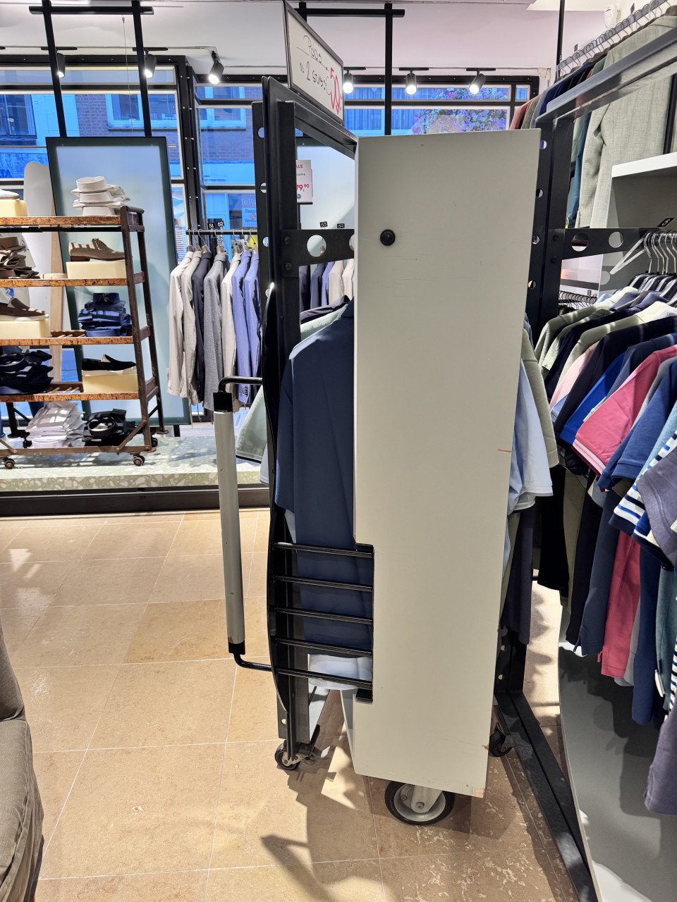 4 x Kleding kar van staal met hout