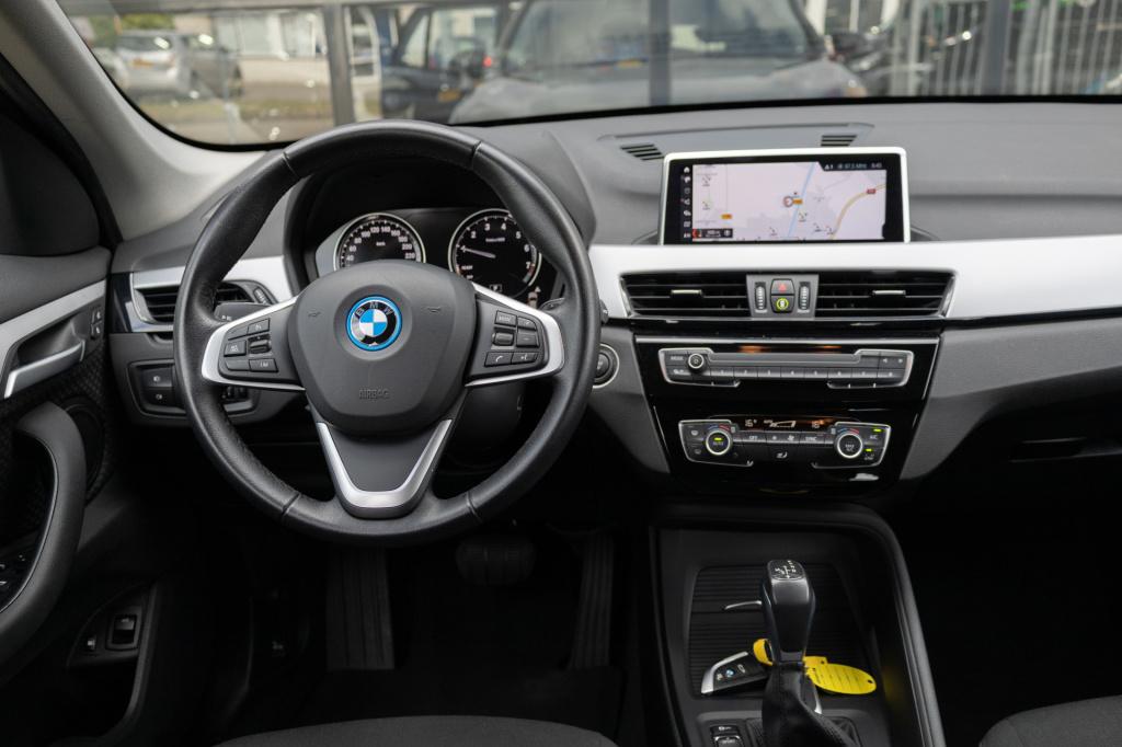 BMW X1 xdrive25e advantage ✅led✅nav✅lm
