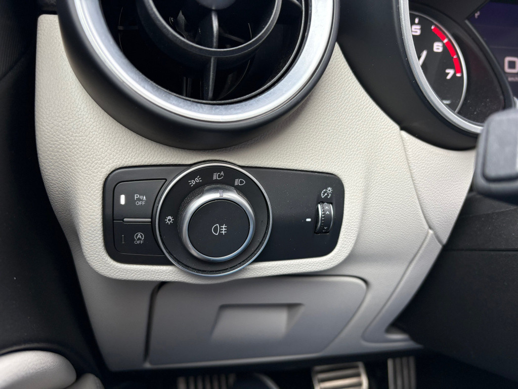 Alfa Romeo Stelvio 2.0 t awd veloce