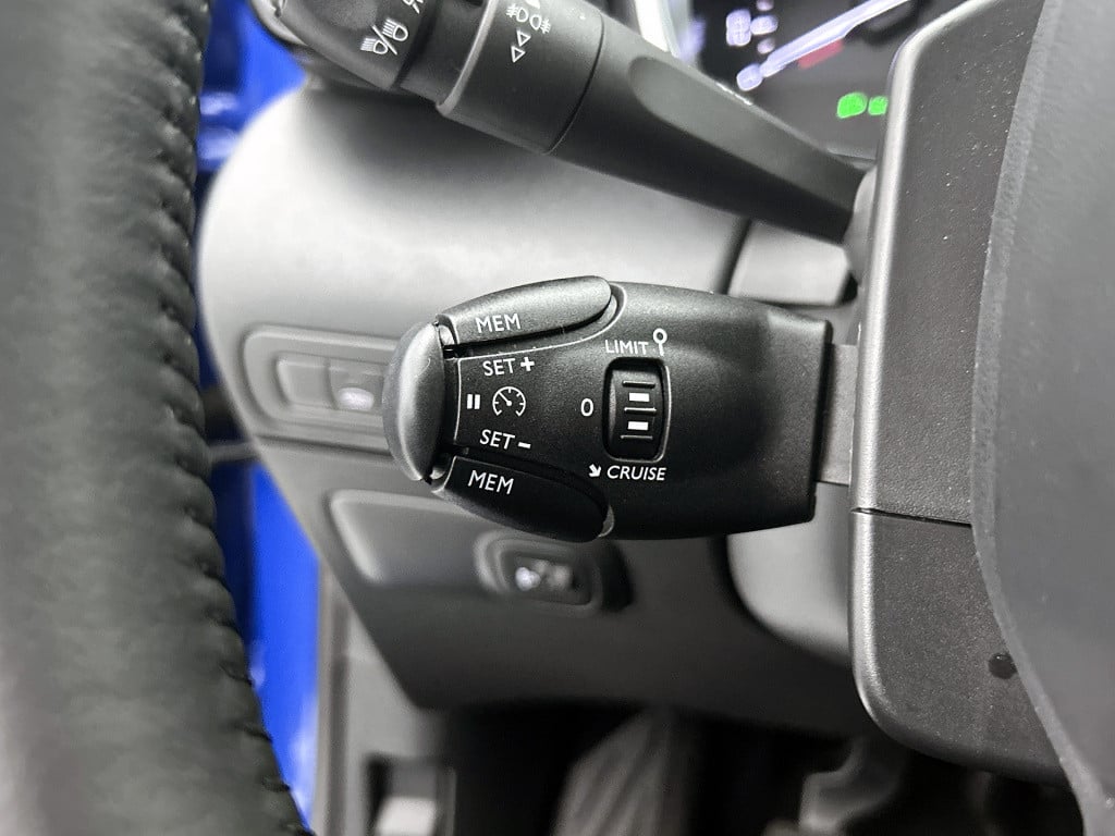 Citroen C3 Aircross puretech 110 pk shine | achteruitrijcamera | parkeersen