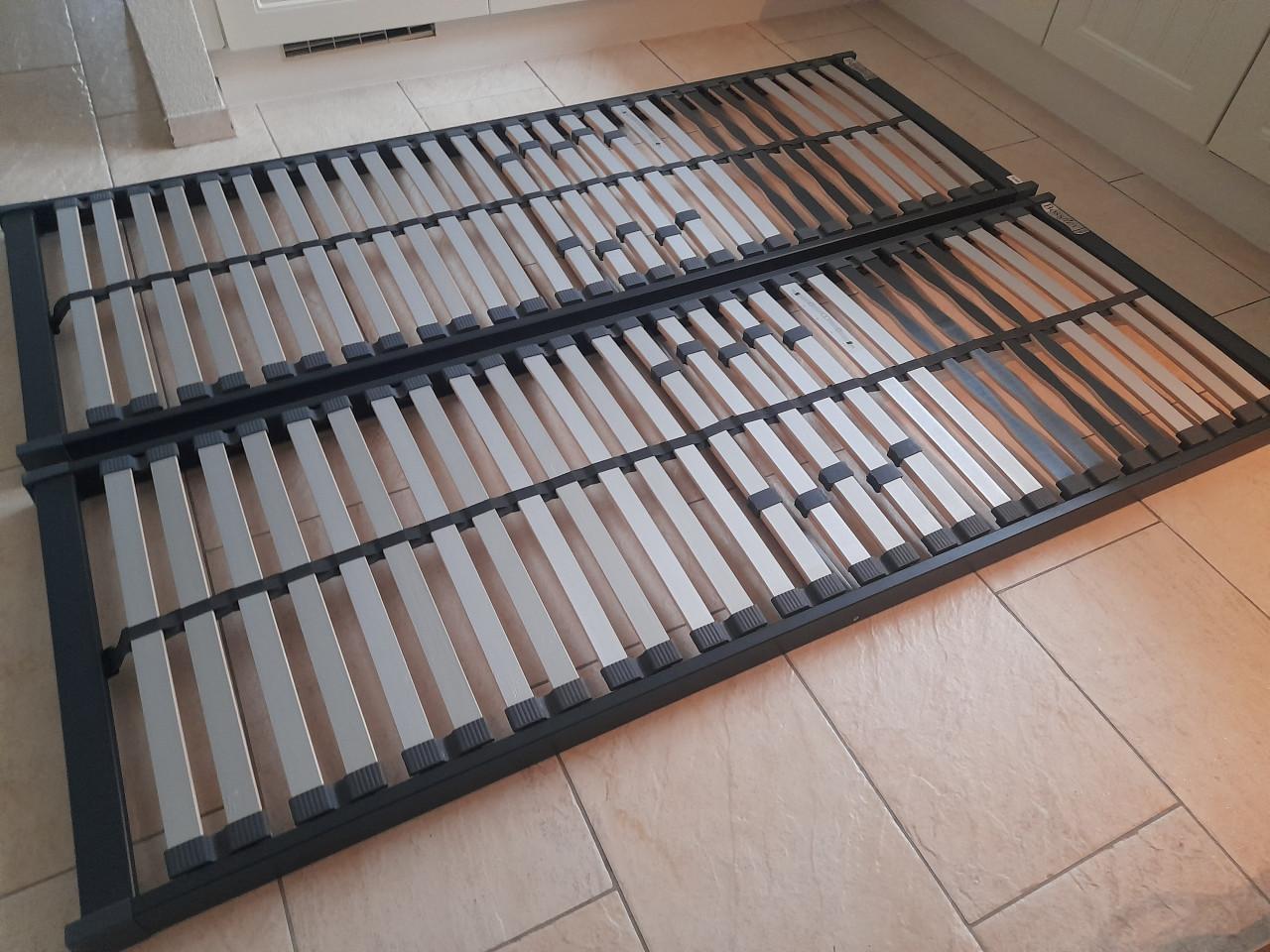 2 x 70 x 200 Bossflex  Lattenbodems (in goede nette staat )