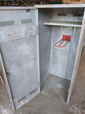 Zadelkast stalen kast