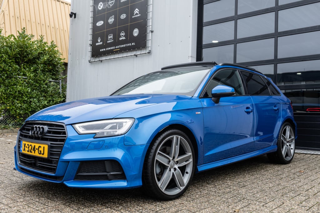 Audi A3 sportback 1.5 tfsi s line edition ✅pano✅matrix✅optiekzwart✅b&o