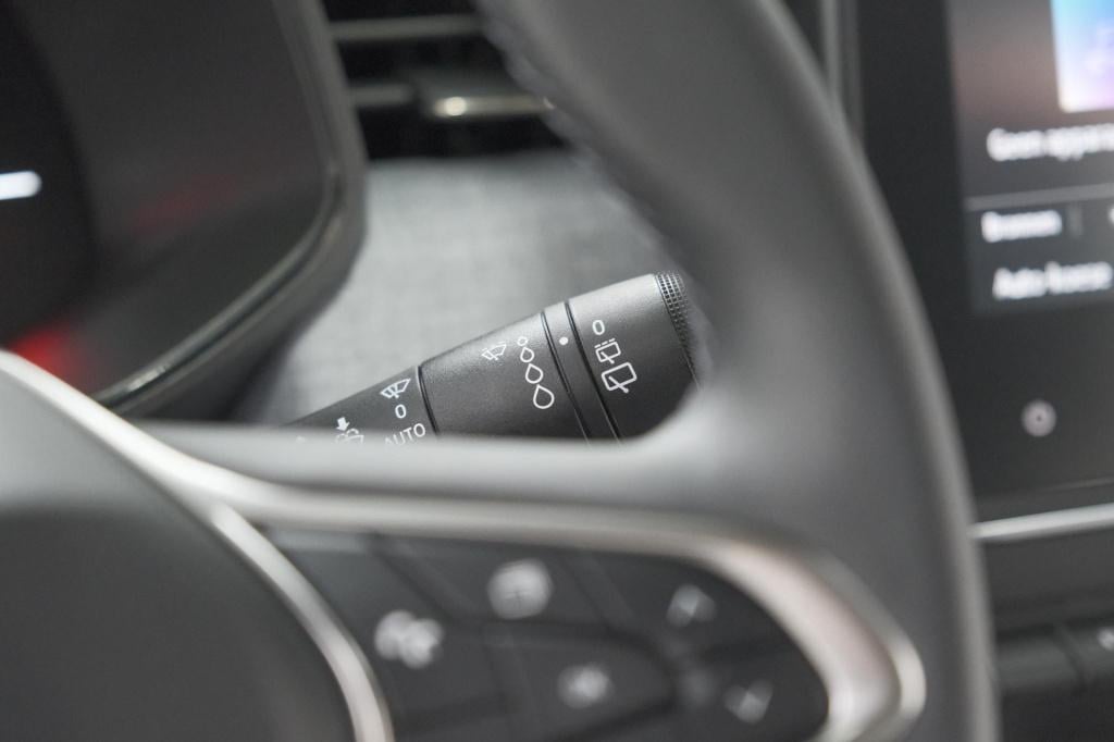 Renault Clio 1.6 e-tech full hybrid 145 evolution | apple carplay | parkeer