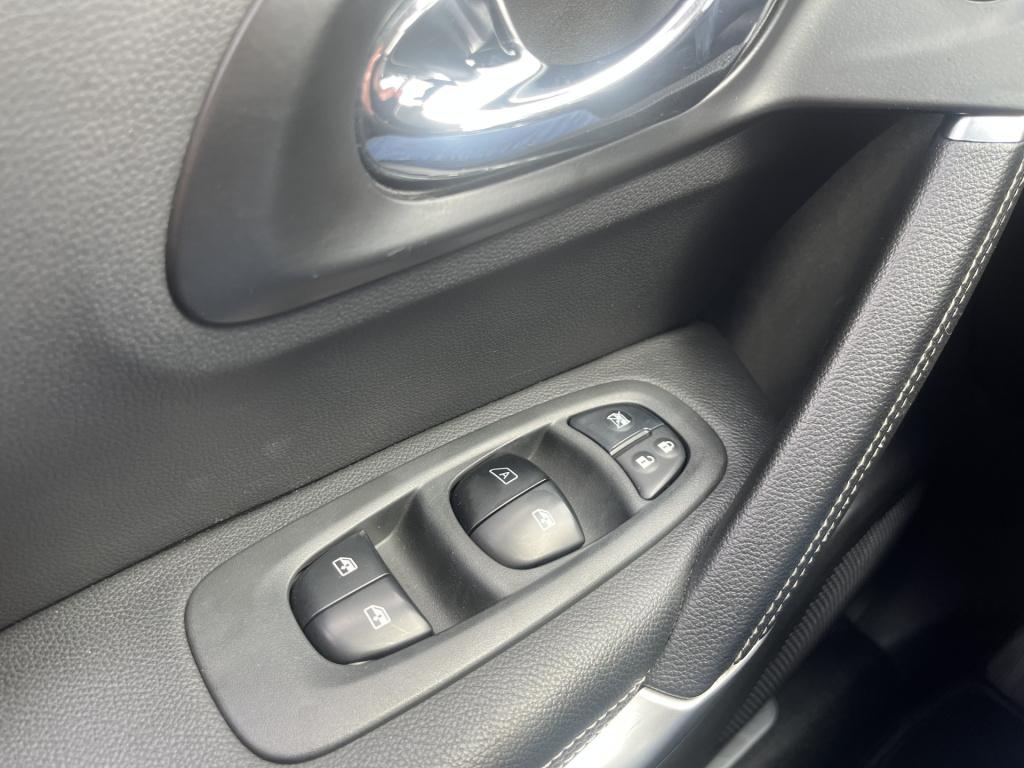 Renault Kadjar 1.2 tce bose navi carplay stoelverw