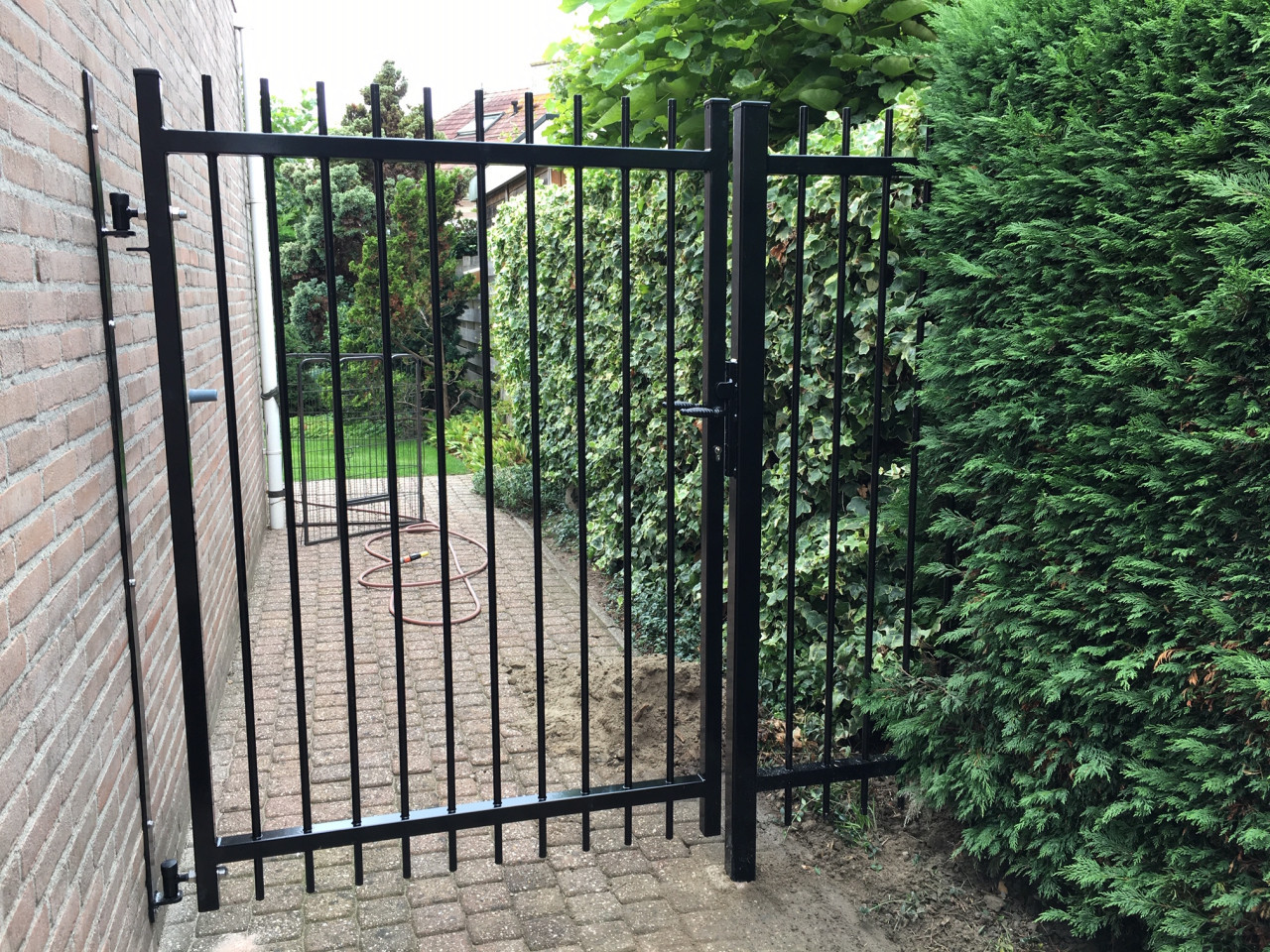 Hekwerken en Tuinhek - Tuinpoorten.