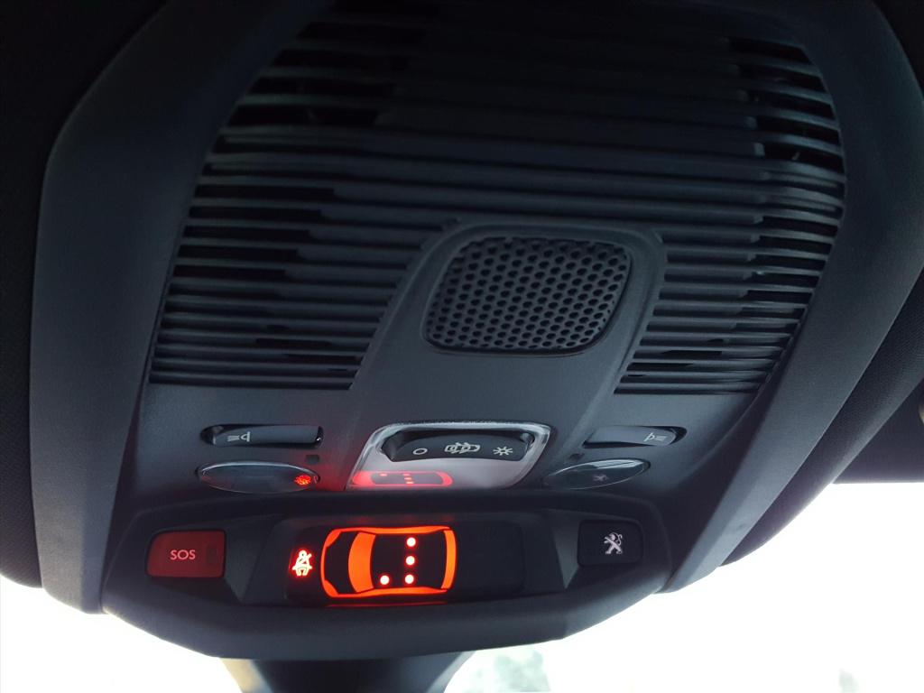 Peugeot 3008 1.2 130pk automaat gt black pack trekhaak | apple carplay & an