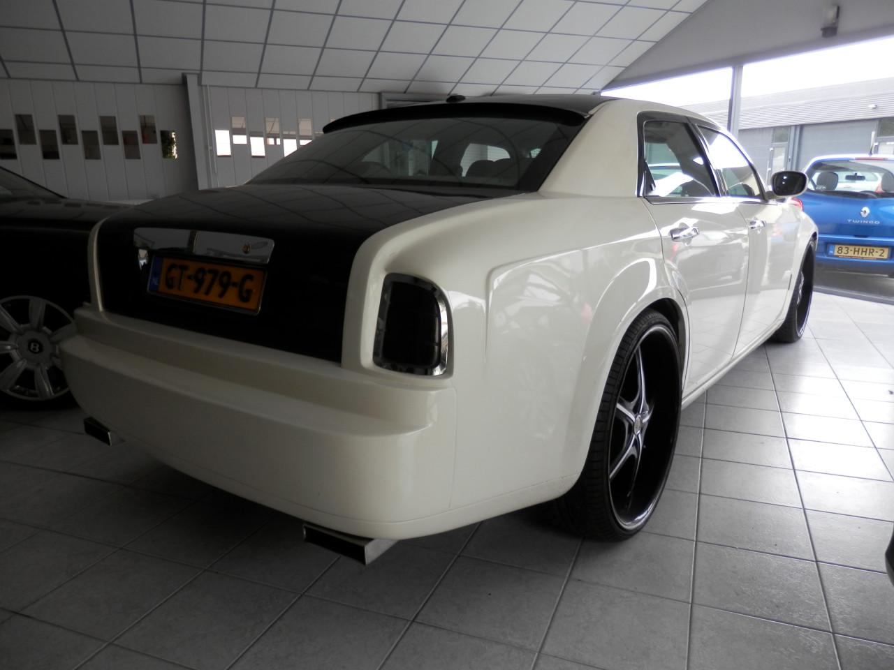 Auto Garant Biedt Aan: Chrysler 300c Special Edition