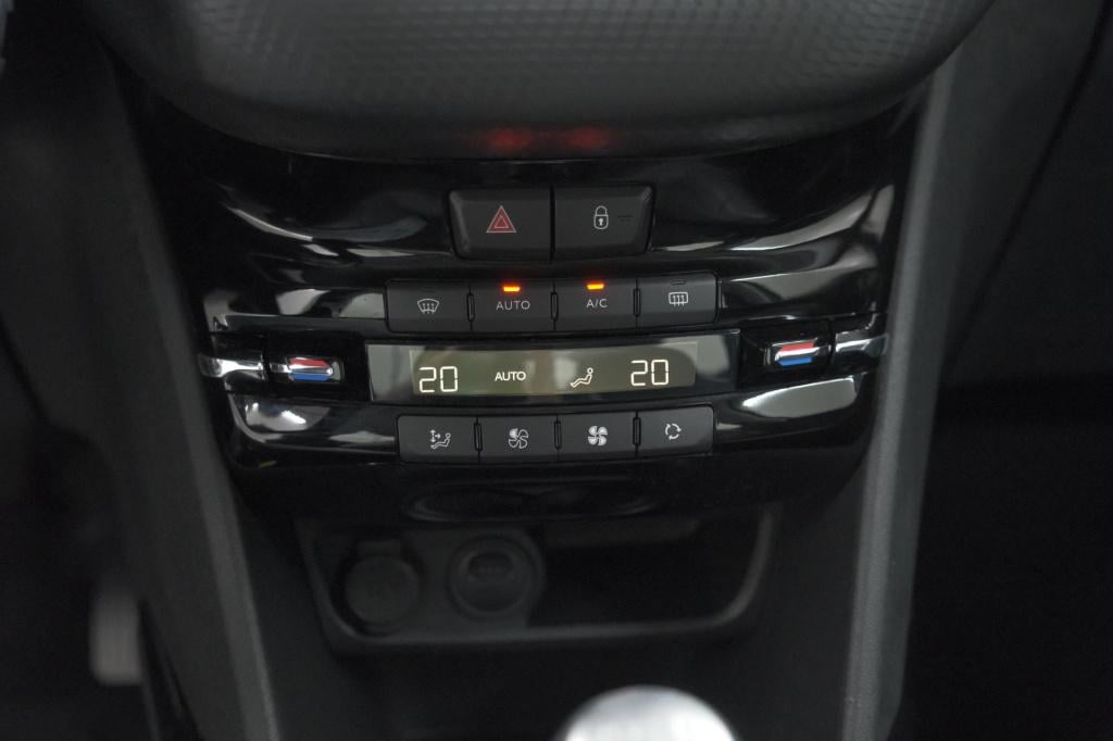 Peugeot 2008 puretech 110 allure | unieke kleur! | trekhaak | camera | appl